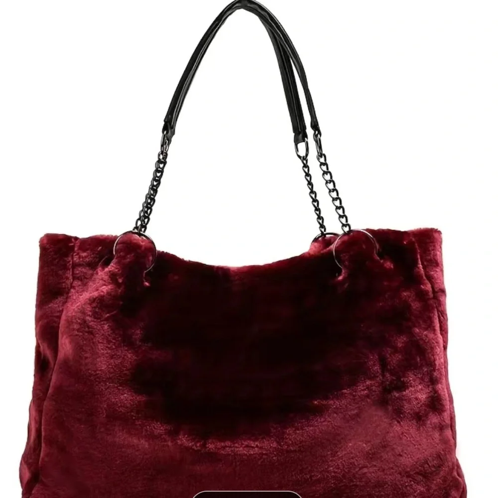 Stylish Faux Rabbit Feel Fur Purse (Back By Popular Demand) Bundle Free Gloves - Picture 5 of 10